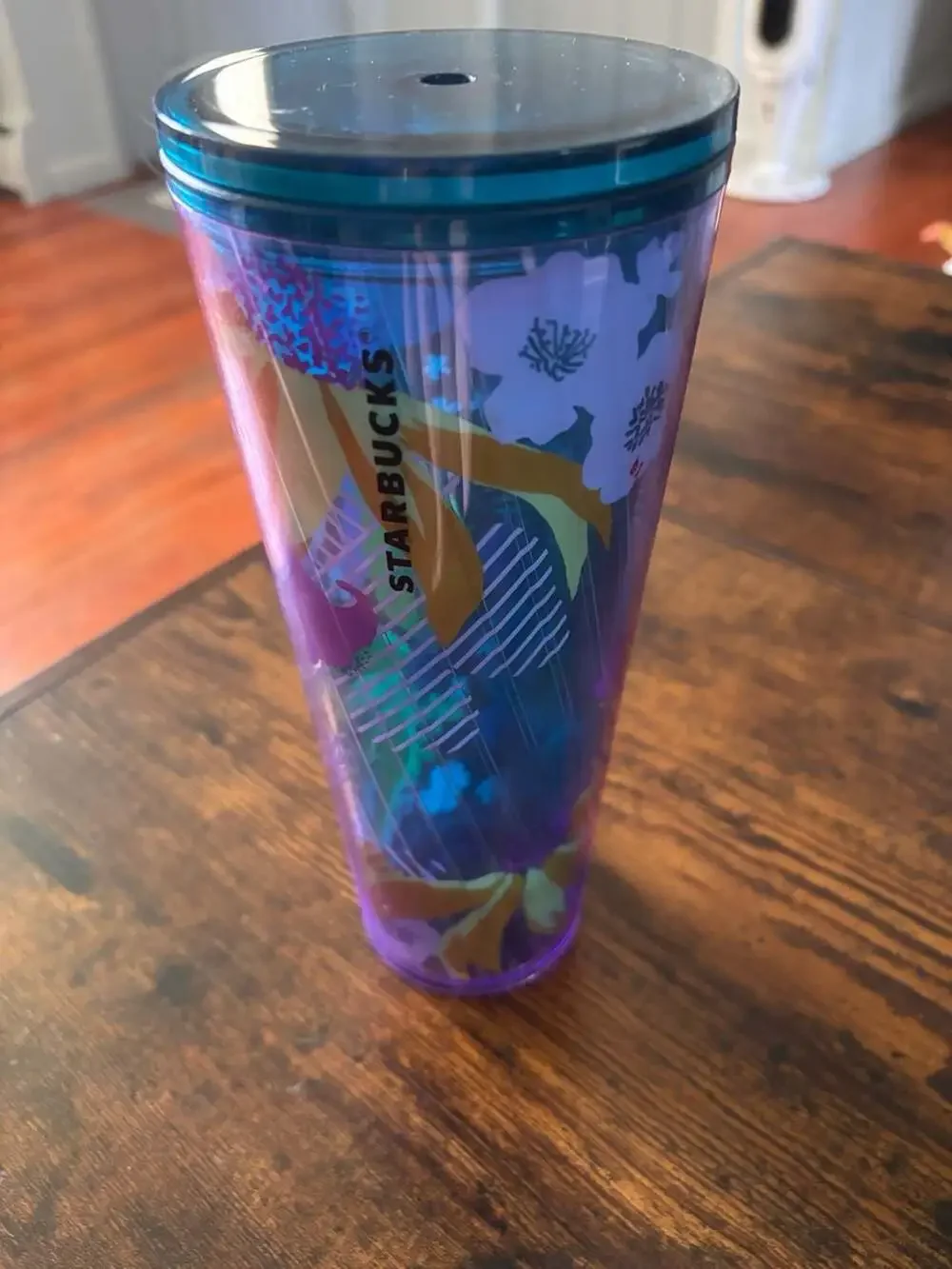 Starbucks Purple Floral Wave Venti Cold Cup Tumbler 24 fl oz